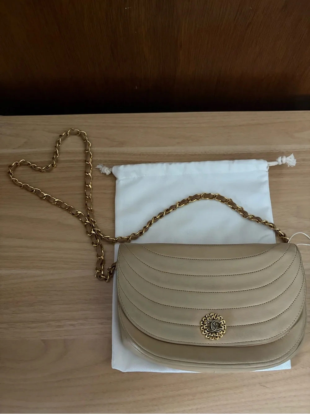 VTG CHANEL HALF MOON Flap Shoulder Bag Beige Leather Authenticated